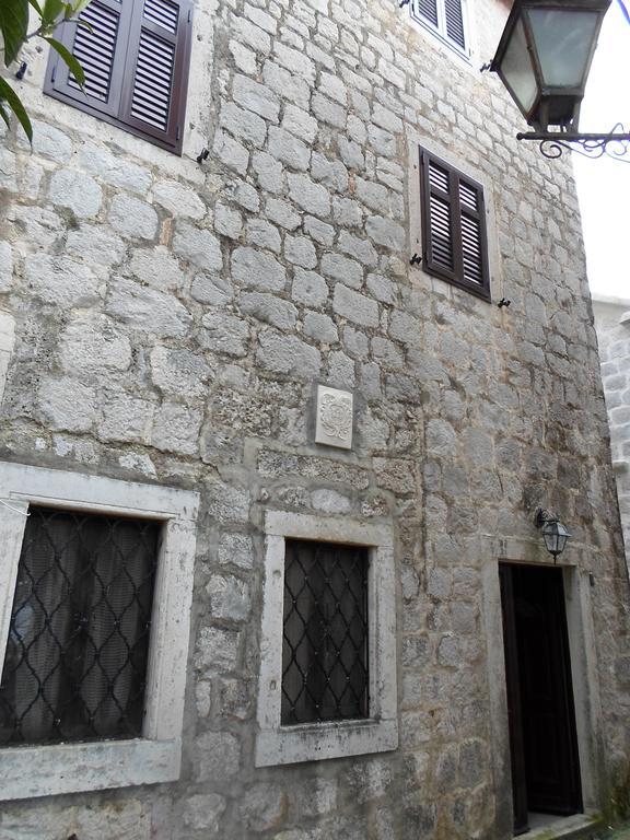 Holiday Home Stone House Perast Kültér fotó